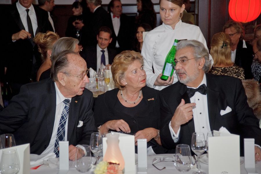 Hans-Dietrich Genscher und Frau, Placido Domingo